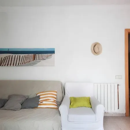 3. Marybeach Apartman *